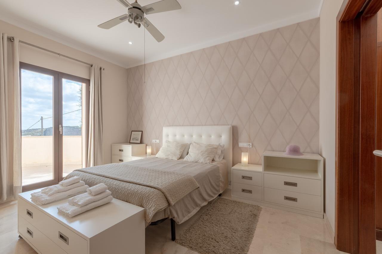 Villa Es Sequer Maria De La Salut Bagian luar foto