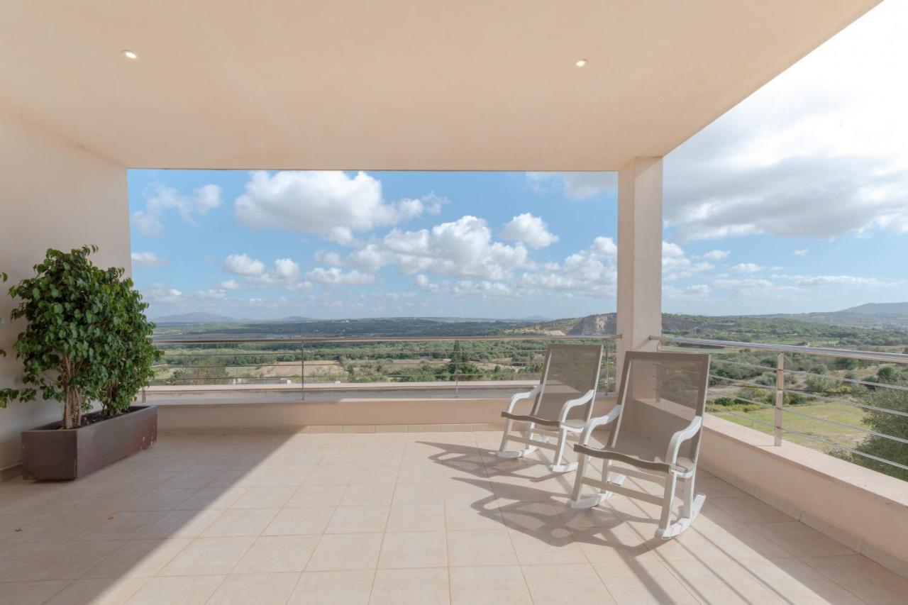 Villa Es Sequer Maria De La Salut Bagian luar foto